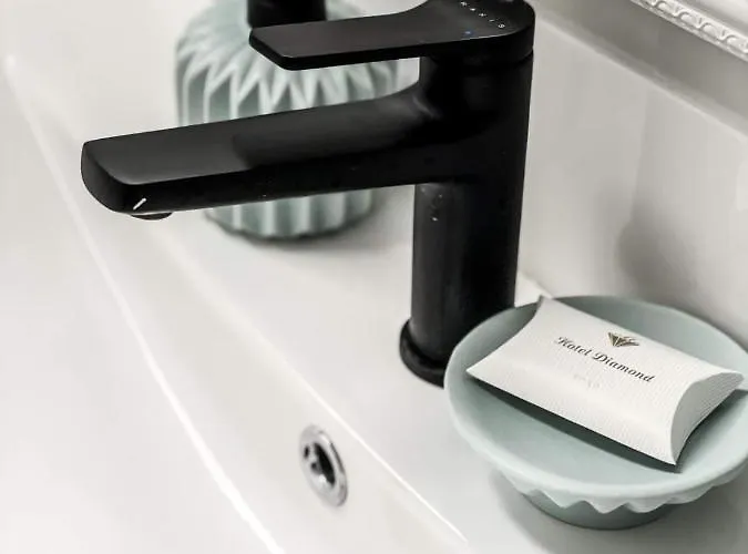 Къща за гости Diamond Enina