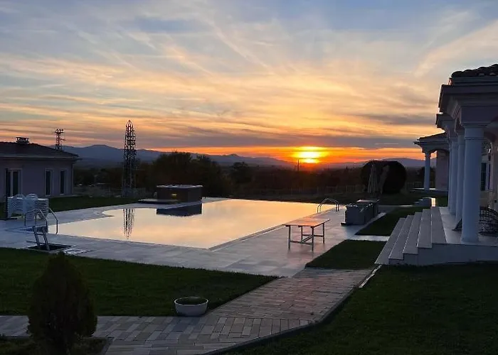 Diamond Къща за гости