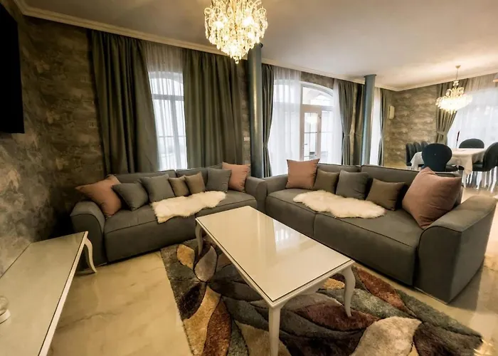 Къща за гости Diamond *